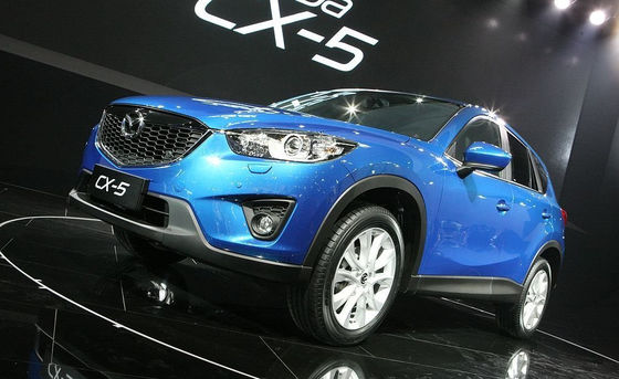 Μεκλόν SKYACTIV Επεξεργαστείτε την μπογιά του αυτοκινήτου Μπλε Επικάλυψη αυτοκινήτων Πολυτέλεια και σπορ για 41B